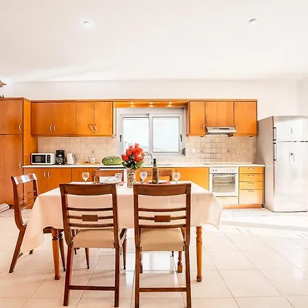 Apartment White Pearl 1